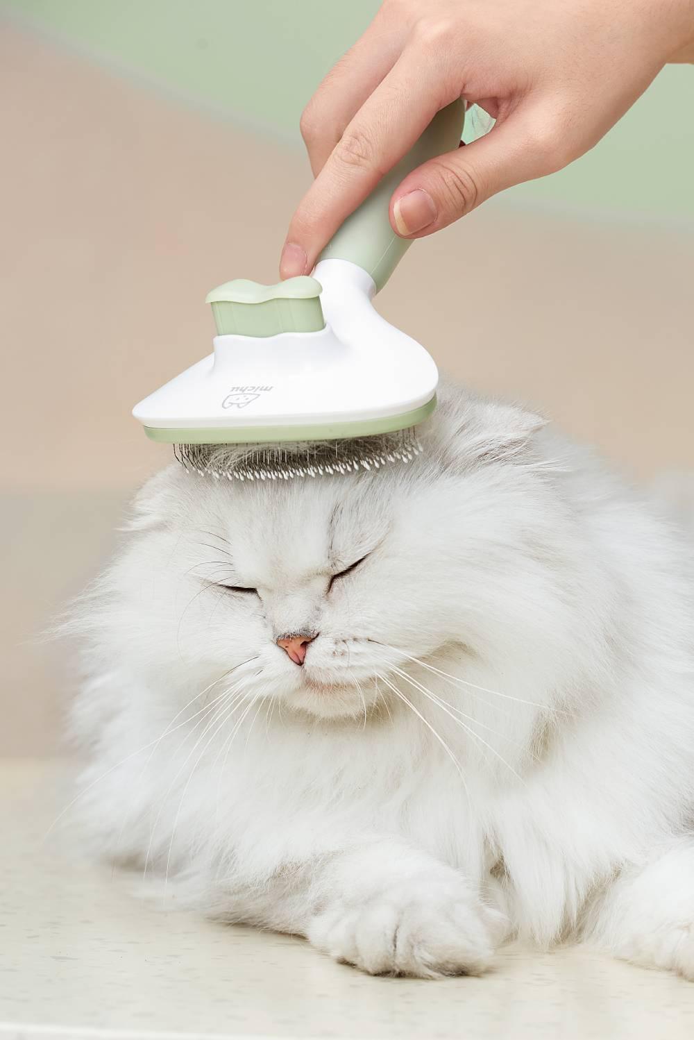 Michu Cream Round-Head Grooming Brush for Dogs & Cats