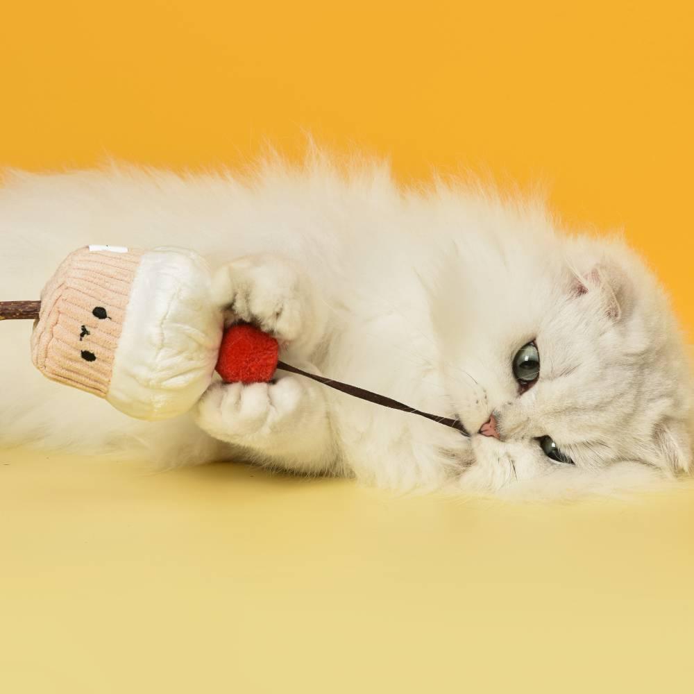 Silver Vine Stick Interactive Plush Cat Toy – Happy Tempura & Cupcake