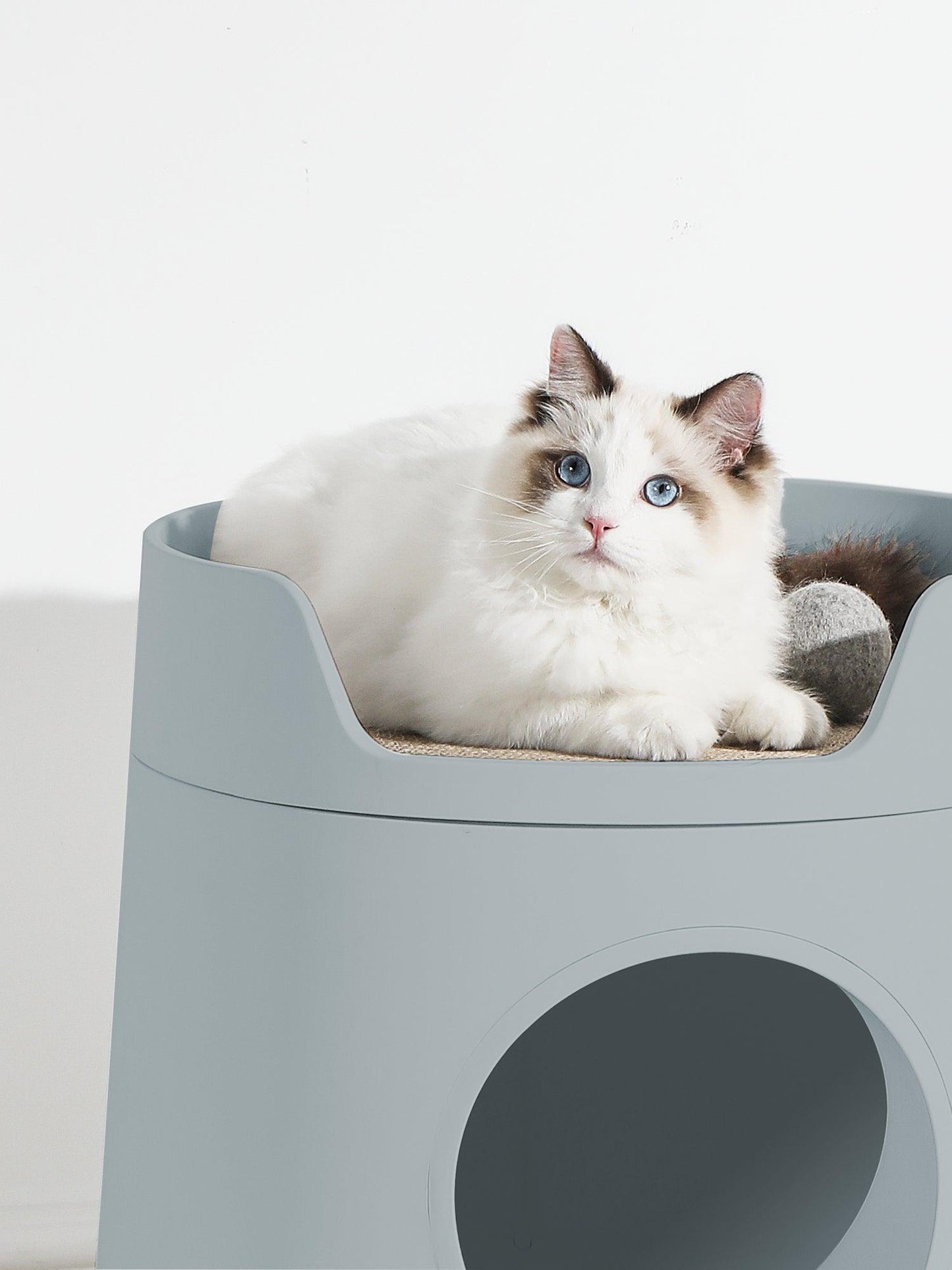 Michu XL Castle Semi-Closed Cat Litter Box with Scratch Pad