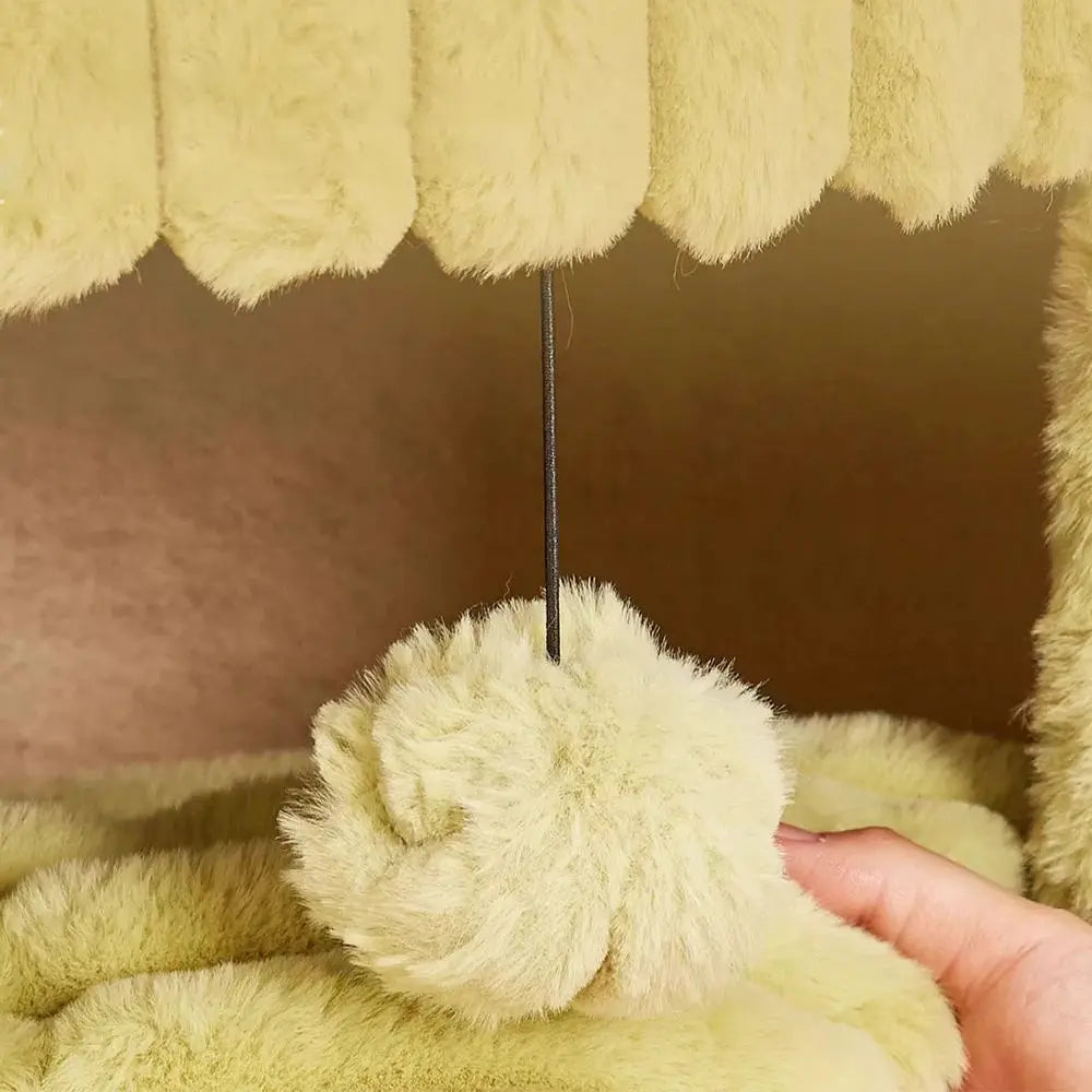 Three-Level Flower Shaped Cat Tree with Cozy House for Playful Felines