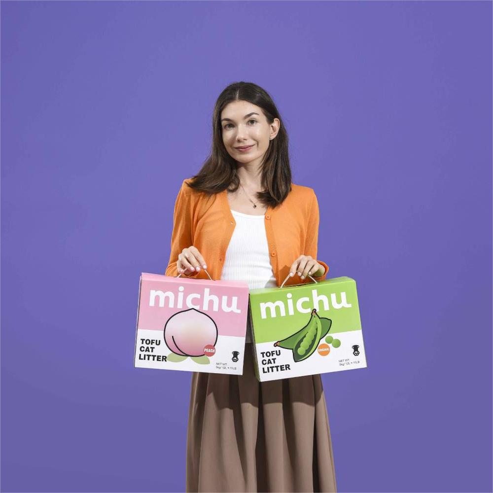 https://cdn.shopify.com/s/files/1/0040/4635/6529/files/michu-tofu-cat-litter-gen3-natural-clumping-tofu-based-formula-value-box-5-kg-michu-australia-10.jpg?v=1722602070